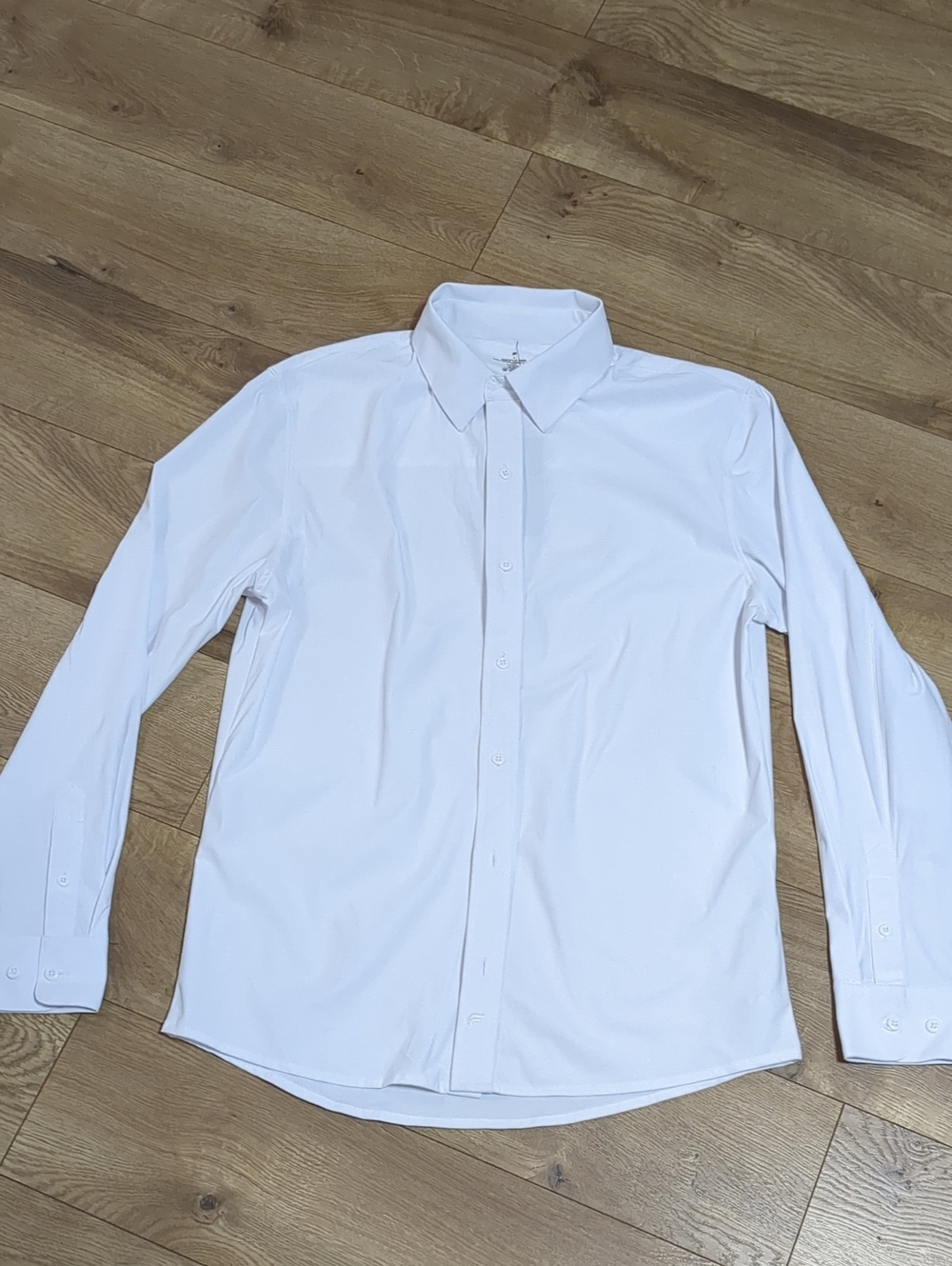 Fabletics Men's The Don Long Sleeve Button Up Classic Fit white shirt Size M NWT - Picture 4 of 9